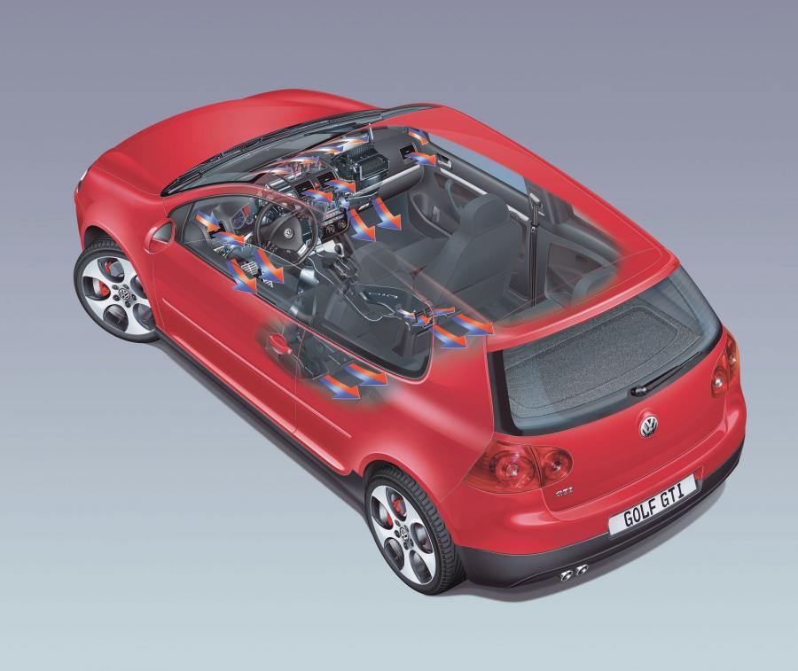  Volkswagen Golf GTi 2005 года  (фото 52 из 135)